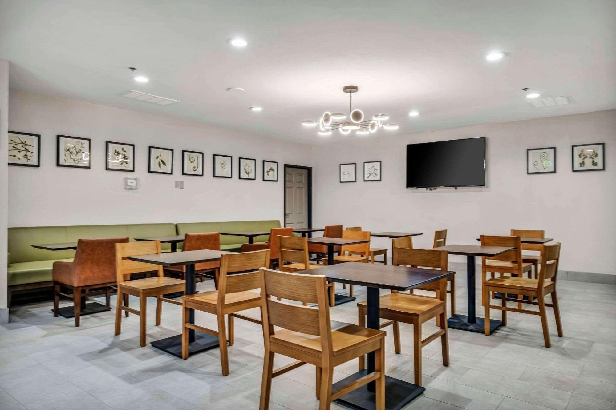 Country Inn & Suites By Radisson, Oklahoma City At Northwest Expressway, Ok Экстерьер фото
