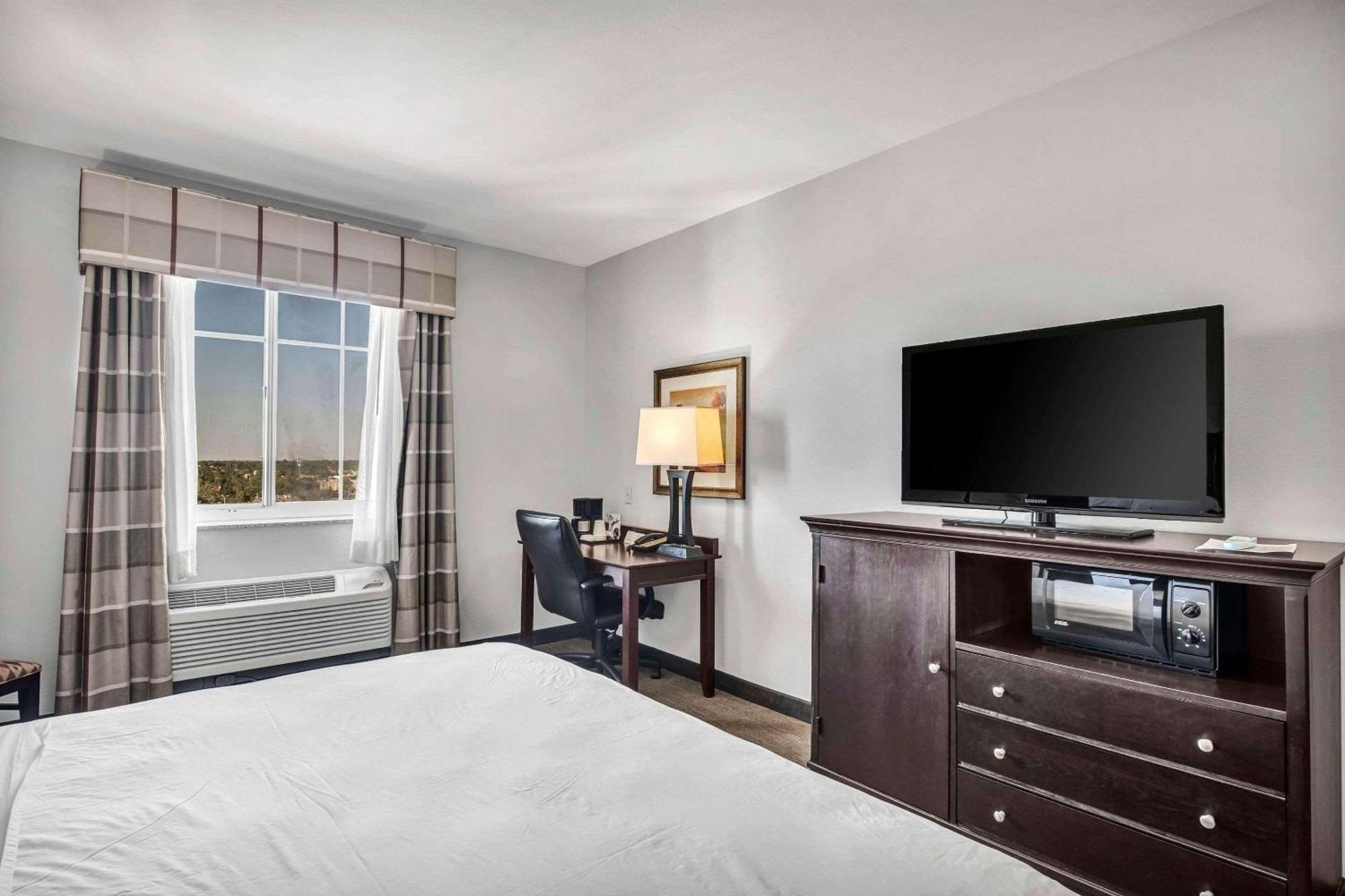 Country Inn & Suites By Radisson, Oklahoma City At Northwest Expressway, Ok Экстерьер фото
