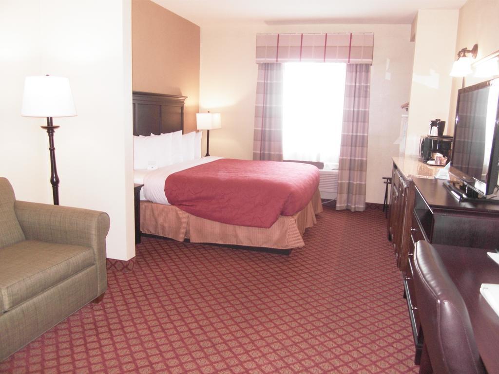 Country Inn & Suites By Radisson, Oklahoma City At Northwest Expressway, Ok Экстерьер фото